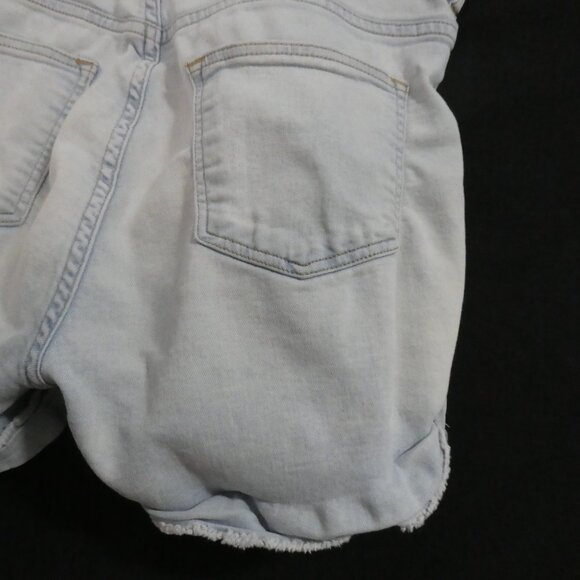 Unbranded | 14.5 inch waist measured | Faded Blue Denim Jean Shorts - Picture 14 of 16